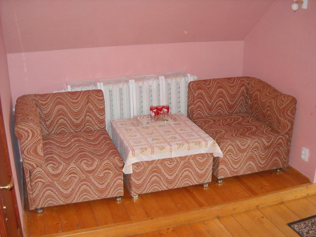 Smerekova Hata Hotel Yasinya Luaran gambar