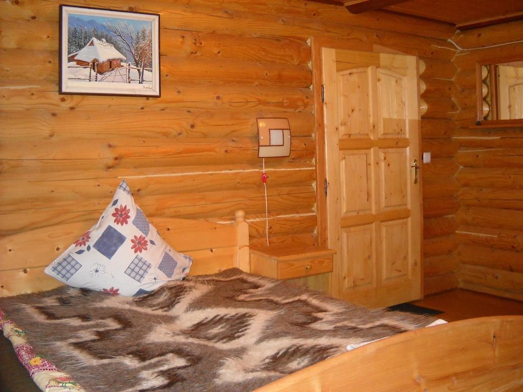 Smerekova Hata Hotel Yasinya Bilik gambar